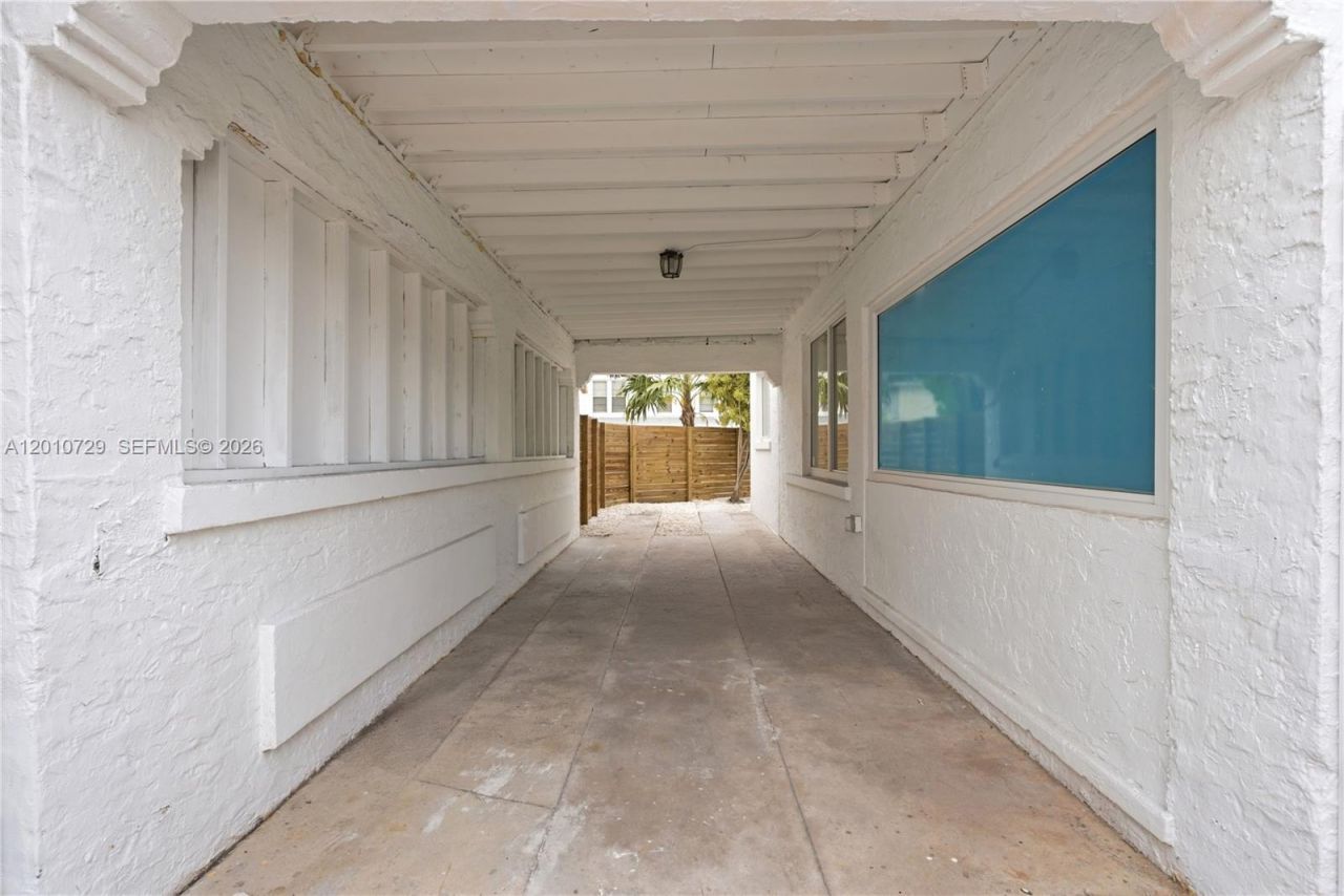 340 NE 125th St , North Miami, FL 33161 Photo