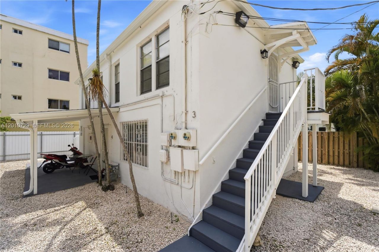 340 NE 125th St , North Miami, FL 33161 Photo