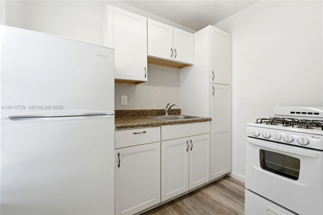 340 NE 125th St , North Miami, FL 33161 Photo
