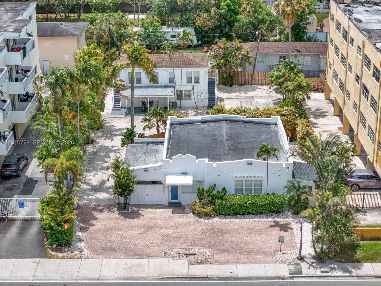 340 NE 125th St , North Miami, FL 33161 Photo