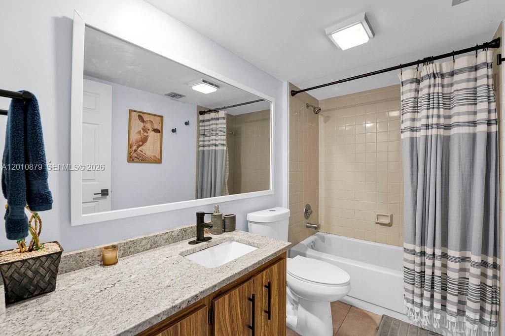 6049 Balboa Cir , Unit 302, Boca Raton, FL 33433 Photo