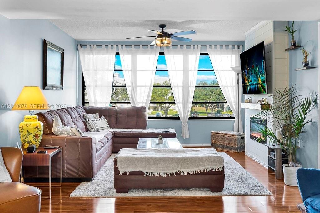 6049 Balboa Cir , Unit 302, Boca Raton, FL 33433 Photo