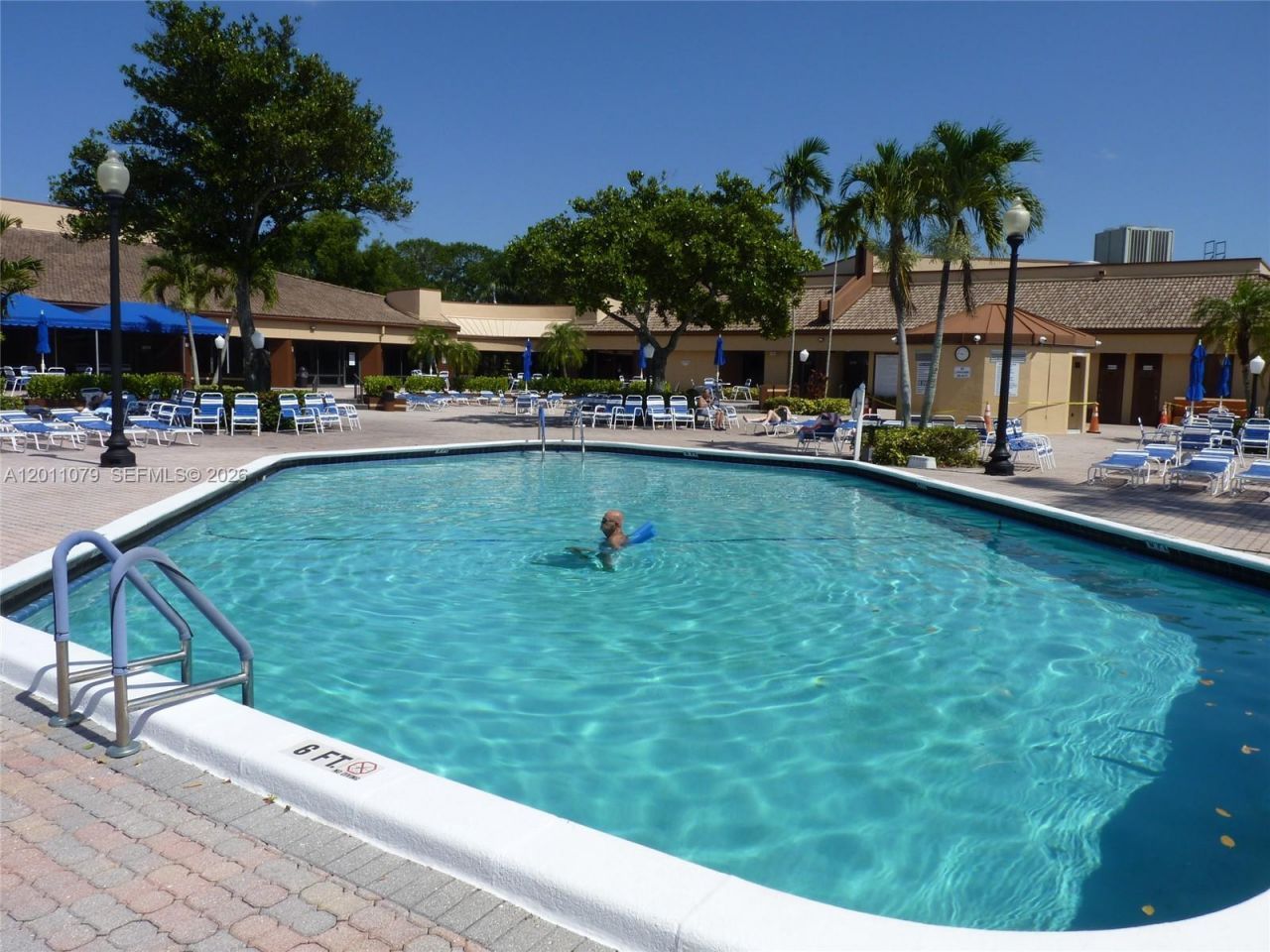 9241 Sunrise Lakes Blvd, Unit 201, Sunrise, FL 33322 Photo