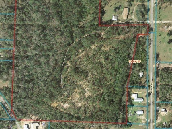 2200 Fannie Rd, Century, FL 32535