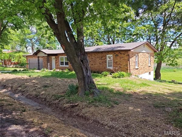 240 Lakeview Drive , Elsberry, MO 63343