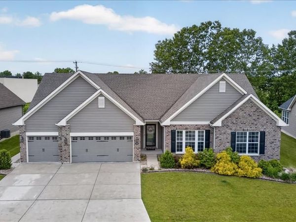 544 Miralago Shore Drive, St Peters, MO 63376