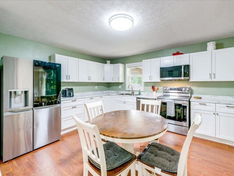 1651 Pennington Road, Waverly, OH 45690 Photo 9
