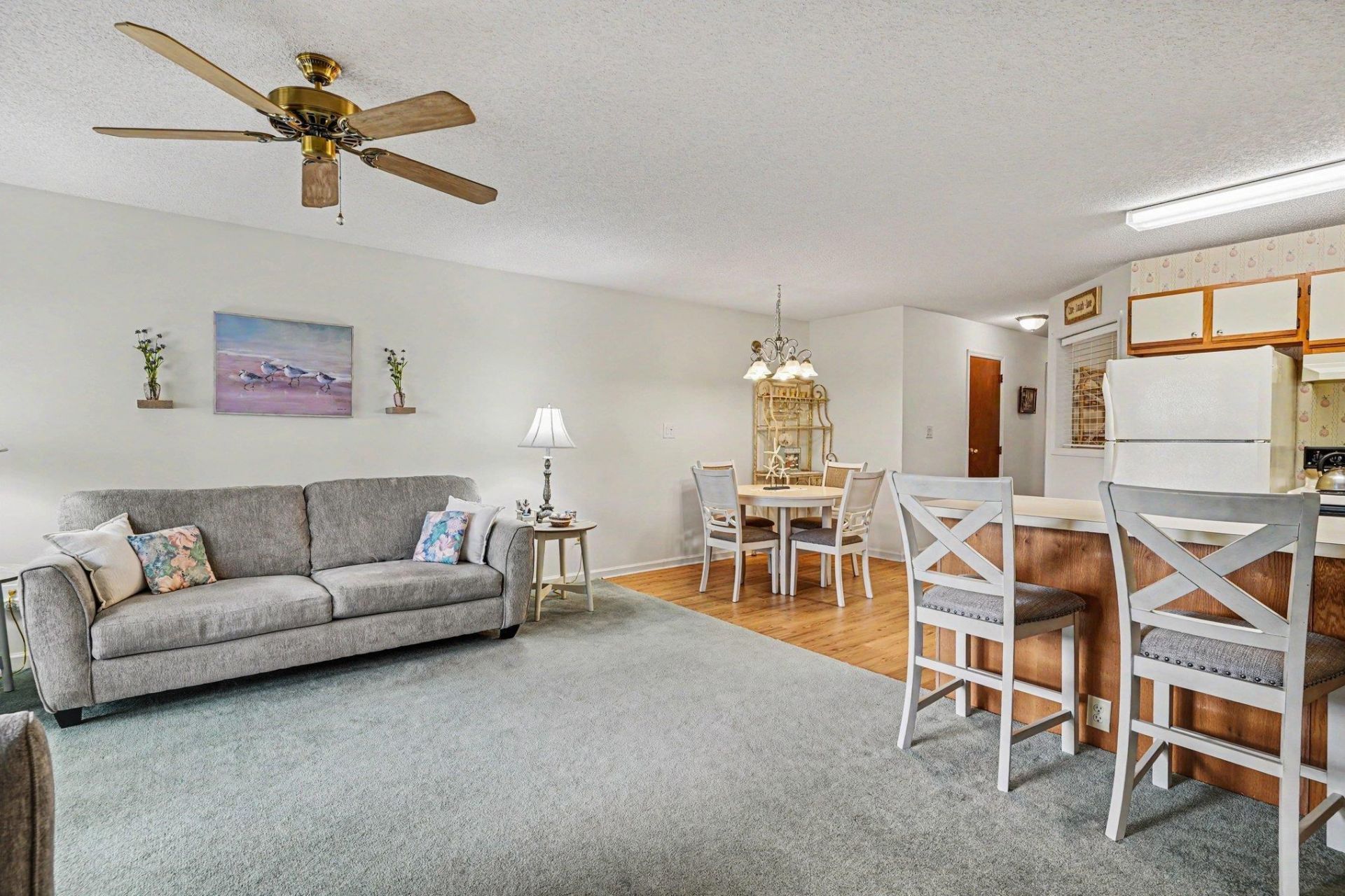 1095 Plantation Dr. W Photo 5
