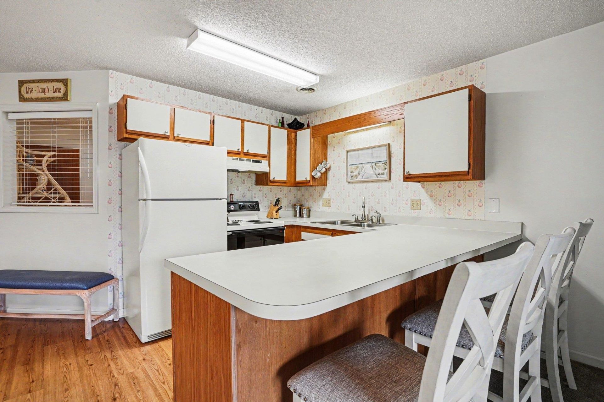 1095 Plantation Dr. W Photo 8
