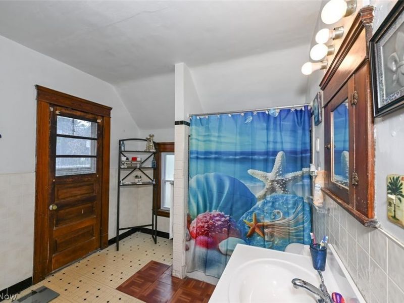 4049 Marvin Avenue , Cleveland, OH 44109 Photo 12