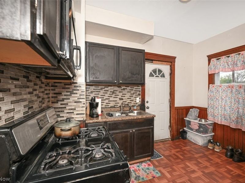 4049 Marvin Avenue , Cleveland, OH 44109 Photo 7