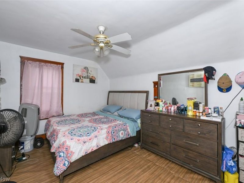 4049 Marvin Avenue , Cleveland, OH 44109 Photo 9