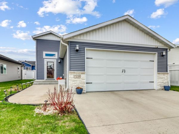 7239 Madelyn Lane S, Fargo, ND 58104