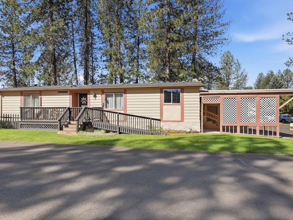 3428 E Georgia Pines Ln, Mead, WA 99021