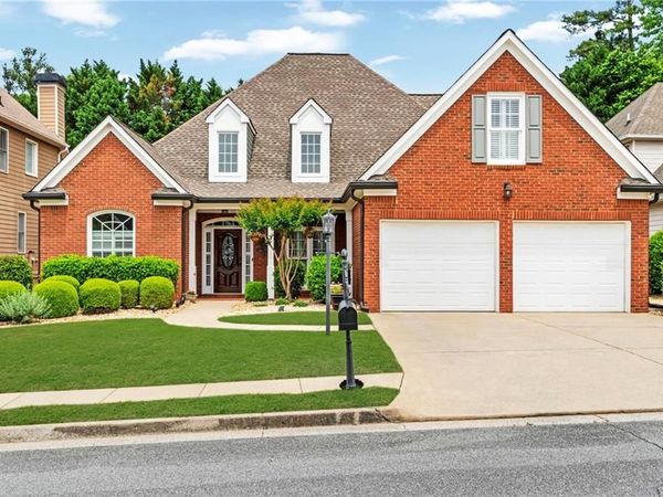 1298 Parkview Lane NW, Kennesaw, GA 30152