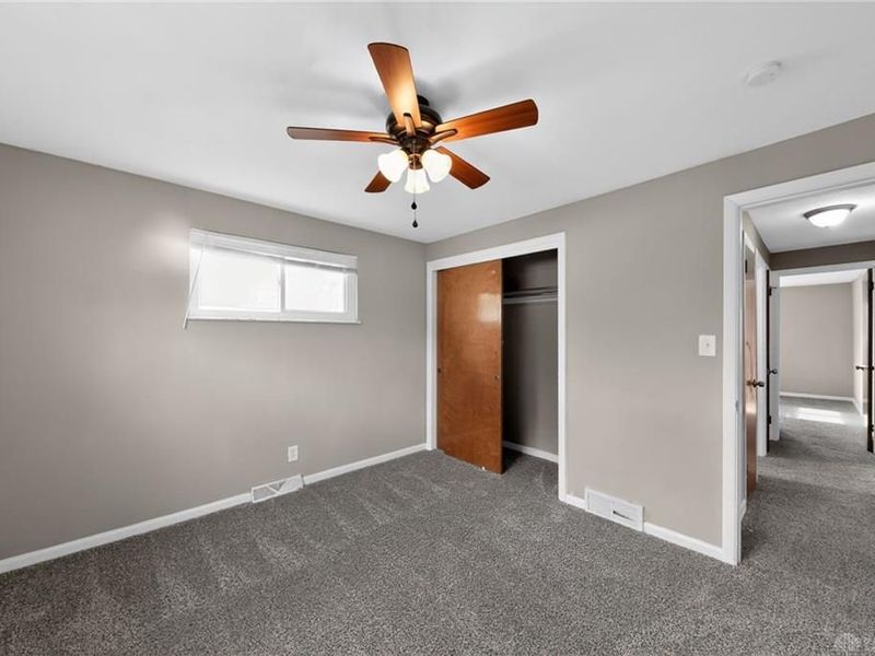 3617 W Siebenthaler Avenue, Harrison Township, OH 45406 Photo 14