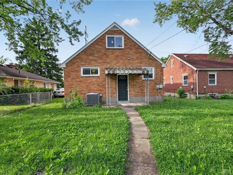 3617 W Siebenthaler Avenue, Harrison Township, OH 45406 Photo 4