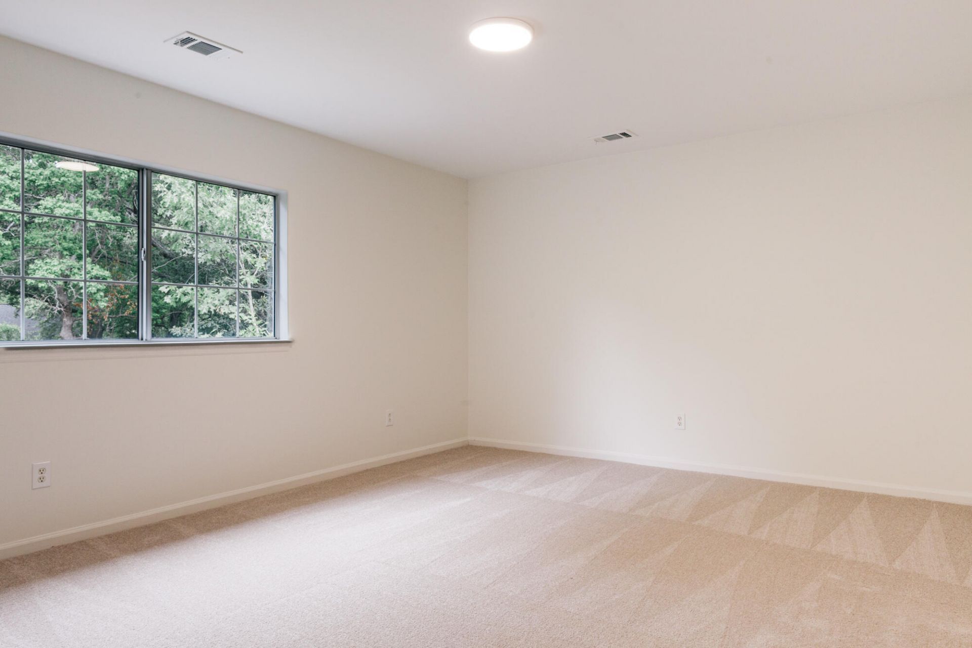 2484 Melville Road Photo 13