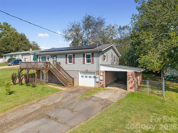 84 Candlelight Circle , Clyde, NC 28721