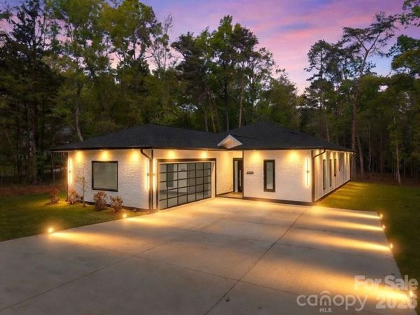 12930 Hamilton Road, Charlotte, NC 28273