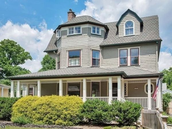 215 Inwood Ave, Montclair, NJ 07043