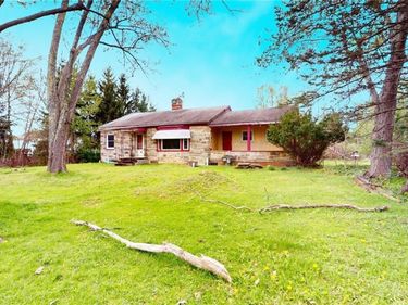 29999 Miles Road, Chagrin Falls, OH 44022