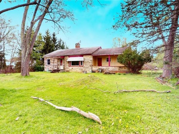 29999 Miles Road , Chagrin Falls, OH 44022