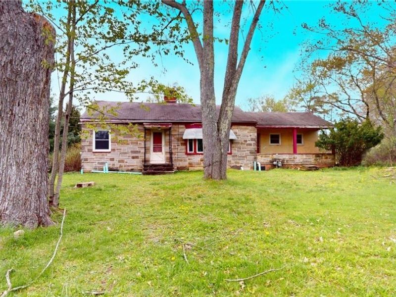 29999 Miles Road, Chagrin Falls, OH 44022 Photo 2