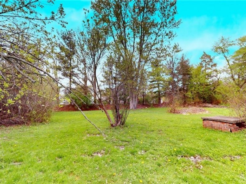 29999 Miles Road, Chagrin Falls, OH 44022 Photo 5