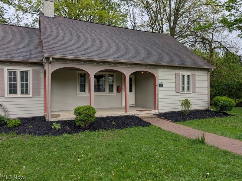7353 Columbia, Olmsted Falls, OH 44138 Photo 2