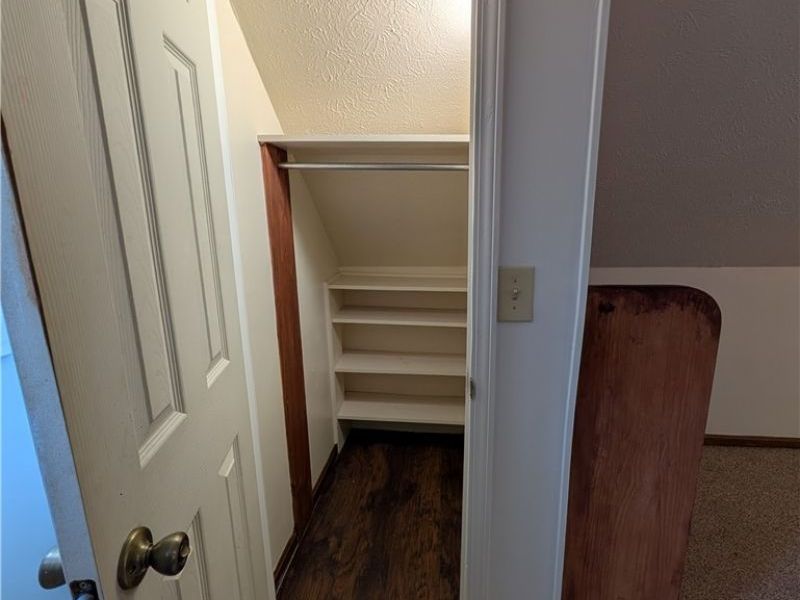 7353 Columbia, Olmsted Falls, OH 44138 Photo 5