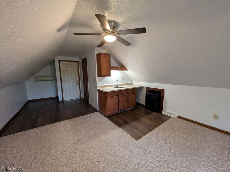 7353 Columbia, Olmsted Falls, OH 44138 Photo 9