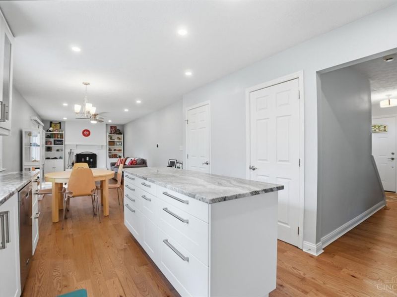 10689 Deershadow Lane, Montgomery, OH 45242 Photo 18