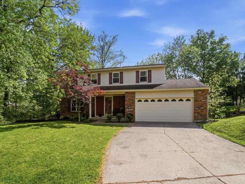 10689 Deershadow Lane, Montgomery, OH 45242 Photo 3
