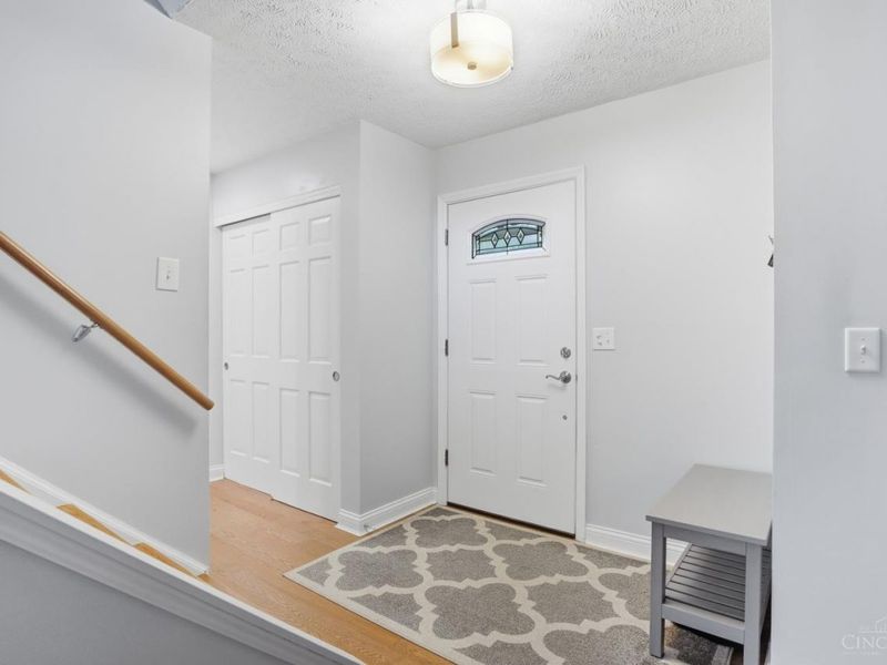 10689 Deershadow Lane, Montgomery, OH 45242 Photo 6