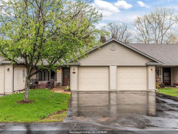 6020 COUNTY RD A, Unit 105, Oshkosh, WI 54901