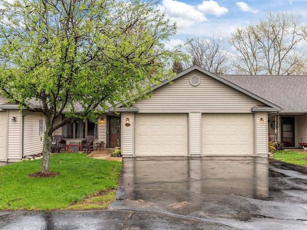 6020 COUNTY RD A, Unit 105, Oshkosh, WI 54901