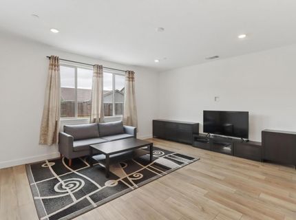 7649 Ocean Park Dr, Antelope, CA 95843 Photo