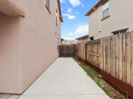 7649 Ocean Park Dr, Antelope, CA 95843 Photo