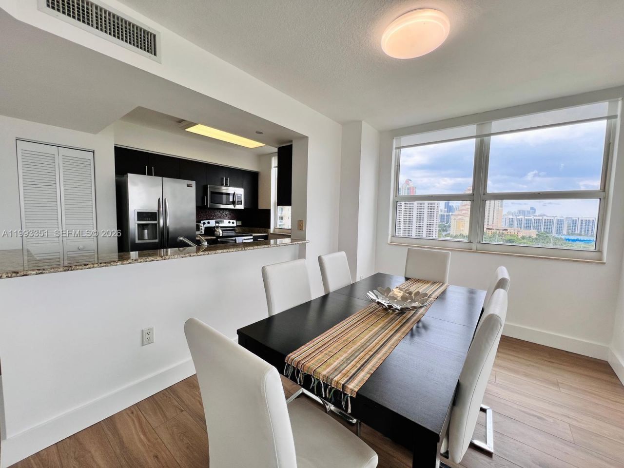 19501 W Country Club Dr , Unit 1408, Aventura, FL 33180 Photo