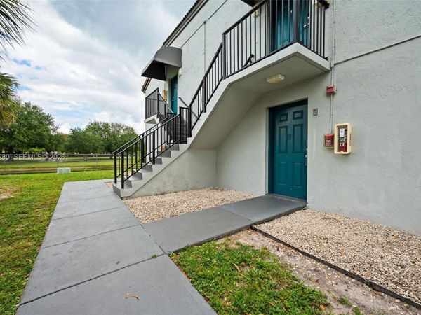 7195 NW 179th St , Unit 106, Hialeah, FL 33015