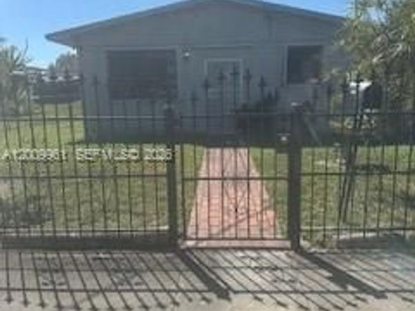 3128 NW 65th St , Miami, FL 33147