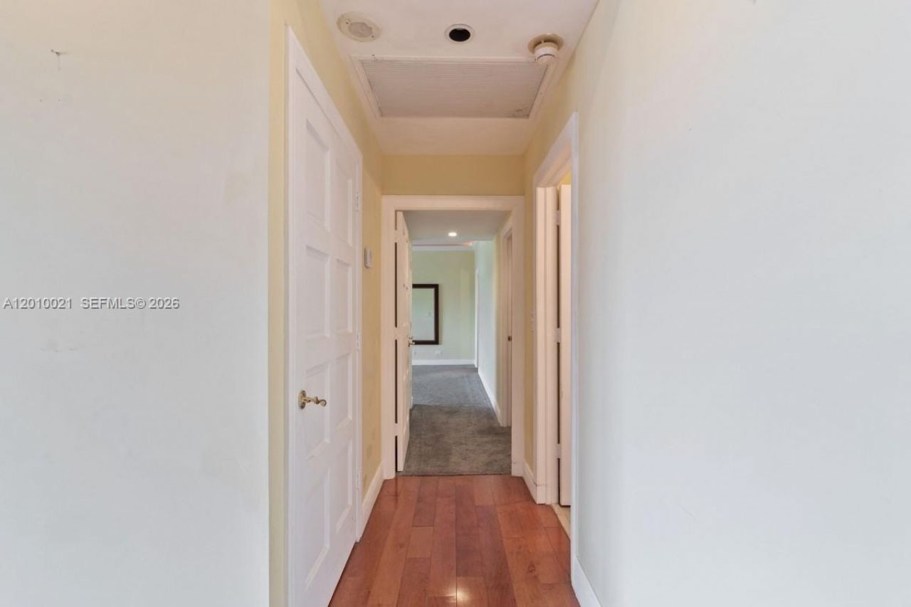 1800 NE 114th St, Unit PH01, Miami, FL 33181 Photo