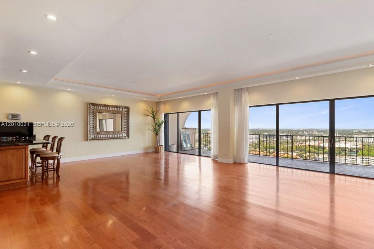 1800 NE 114th St, Unit PH01, Miami, FL 33181 Photo