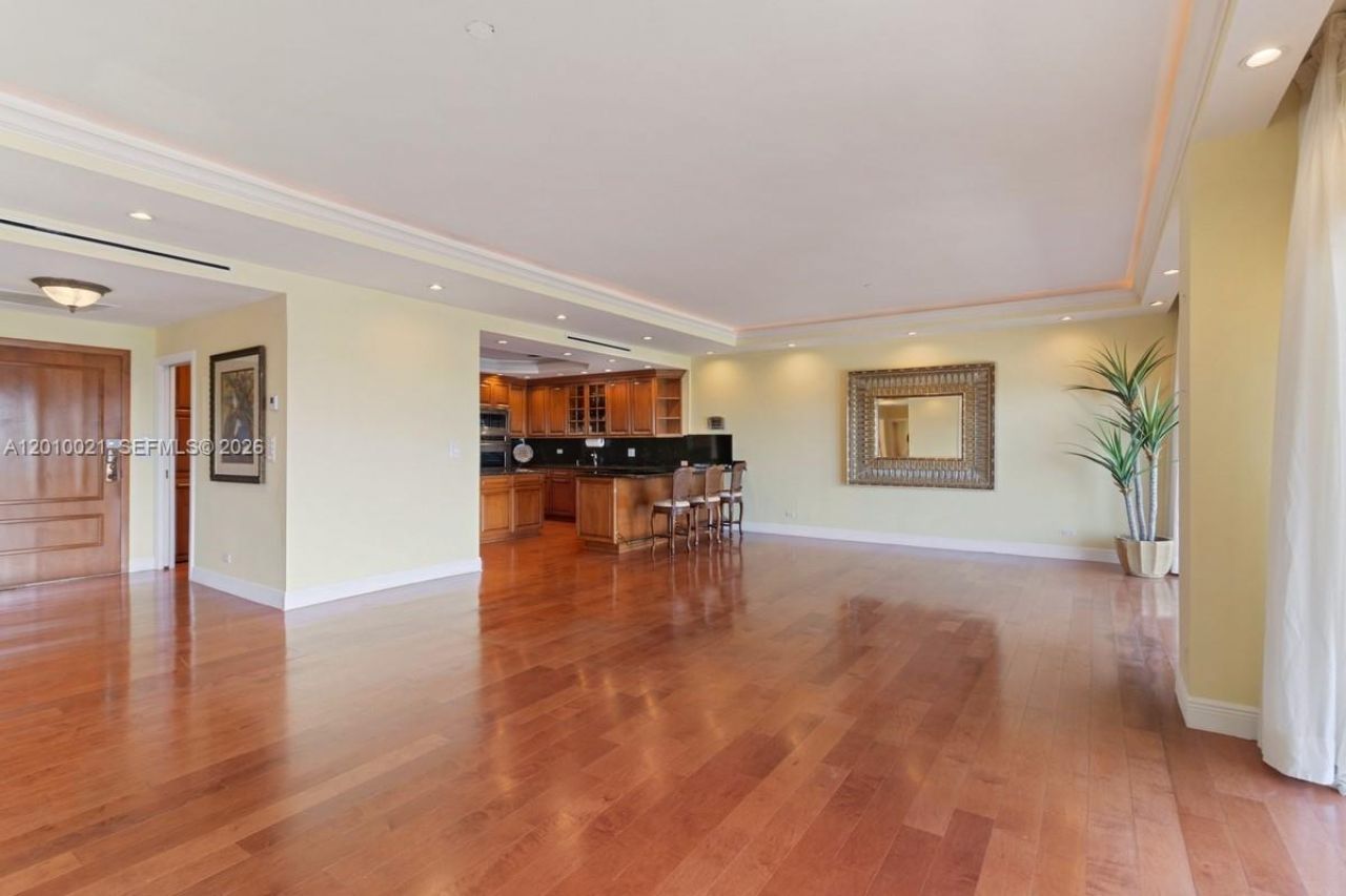 1800 NE 114th St, Unit PH01, Miami, FL 33181 Photo