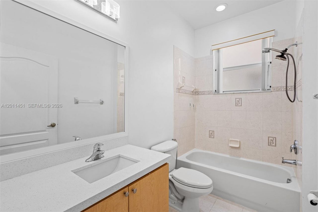 2251 Portofino Ave, Unit 2251, Homestead, FL 33033 Photo