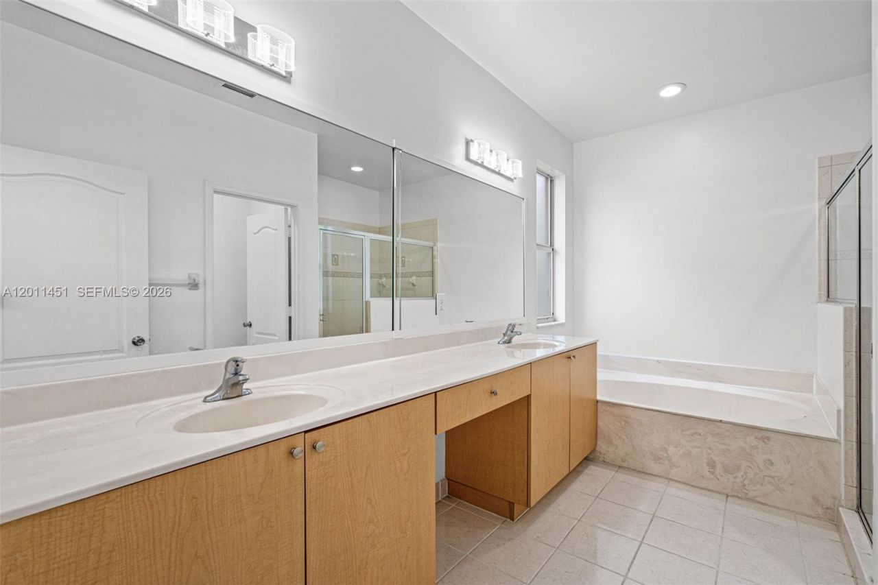 2251 Portofino Ave, Unit 2251, Homestead, FL 33033 Photo