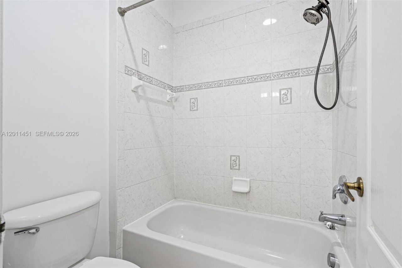 2251 Portofino Ave, Unit 2251, Homestead, FL 33033 Photo