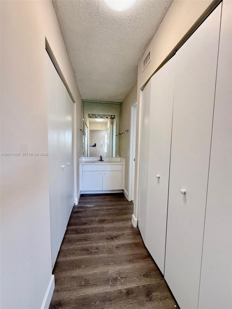 1755 W 60th St , Unit D312, Hialeah, FL 33012 Photo