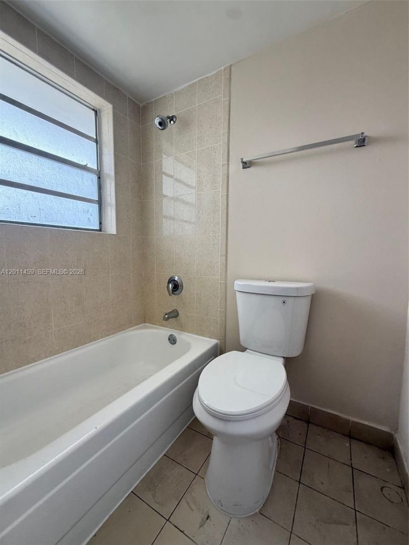 1755 W 60th St , Unit D312, Hialeah, FL 33012 Photo
